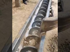 Vis sans fin personnalisable Convoyeur à vis sans fin en U Résistant à la chaleur Sciure de bois inclinée Petite