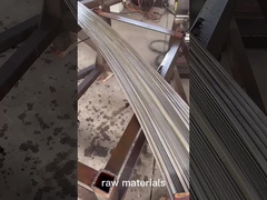 - Je suis désolée.