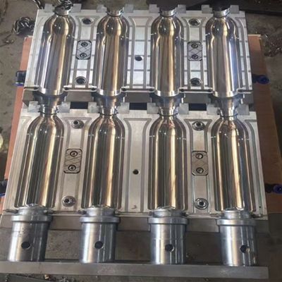 Un bon prix. 5 gallons bouteille d'eau minérale soufflant moule pour la fabrication de métaux personnalisés en ligne
