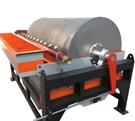 Un bon prix. Équipement de traitement des minéraux magnétique Séparateur magnétique des métaux miniers en ligne